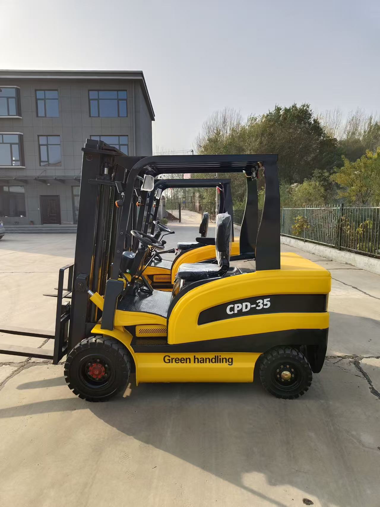 Elektrische pallettruck 2 ton  - Electric Pallet Jack recensie en prijs